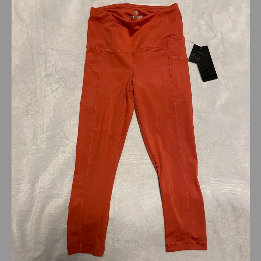 NWT 90 Degree by Reflex cropped leggings with pockets, color Hot Sauce